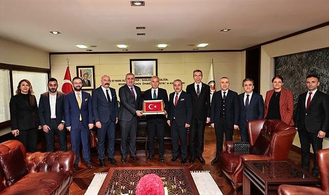 Denizli Büyükşehir Belediyesi'nde Toplu İş Sözleşmesi imzalandı