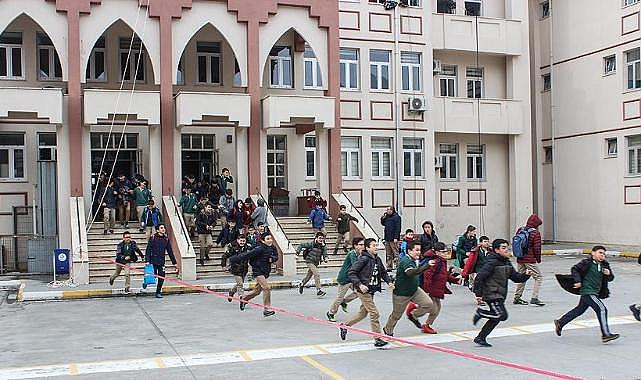 Deprem Sonrası Okula Başlayan Çocuklar İçin Ailelere Öneriler