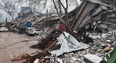 Kahramanmaraş, Adıyaman ve Hatay'a araç girişi görevli araçlar haricinde durduruldu