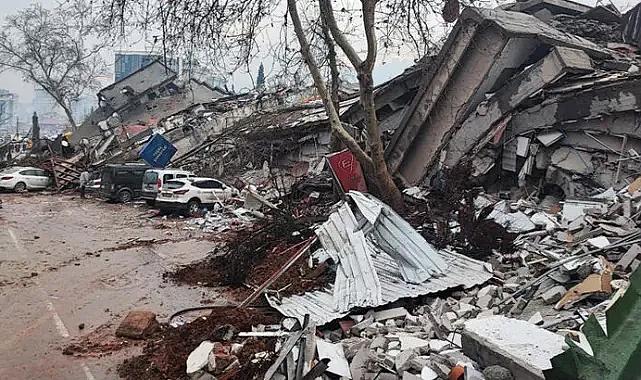 Kahramanmaraş, Adıyaman ve Hatay'a araç girişi görevli araçlar haricinde durduruldu