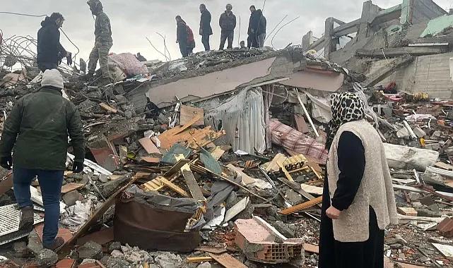 Koç Holding'den deprem bölgesine akaryakıt desteği