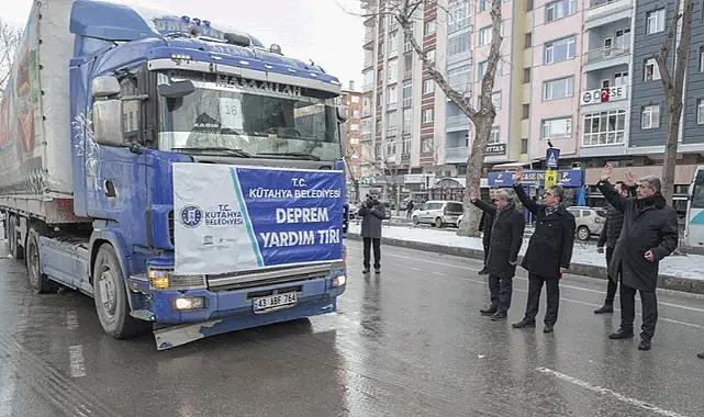 Kütahya Büyükşehir Belediyesi 16. Yardım Tırını Uğurladı