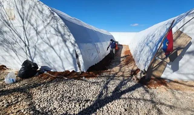 Manisa, afet bölgesinde ilaçlamayı sürdürüyor