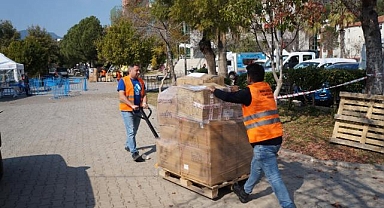 Marmaris depremzedelerin hep yanında