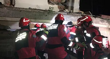 Muğla Büyükşehir Belediyesi Ekipleri, Hatay'da Enkazın Altından 15 Kişiyi Sağ Çıkardı