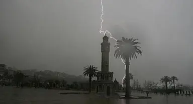 AFAD'dan İzmir ve Ege için kuvvetli yağış ve lodos uyarısı