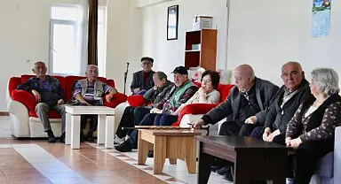 Başkan Atabay Huzurevi'ni Ziyaret Etti