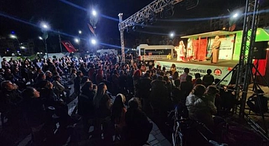 Büyükşehir, afetzedelere moral oluyor