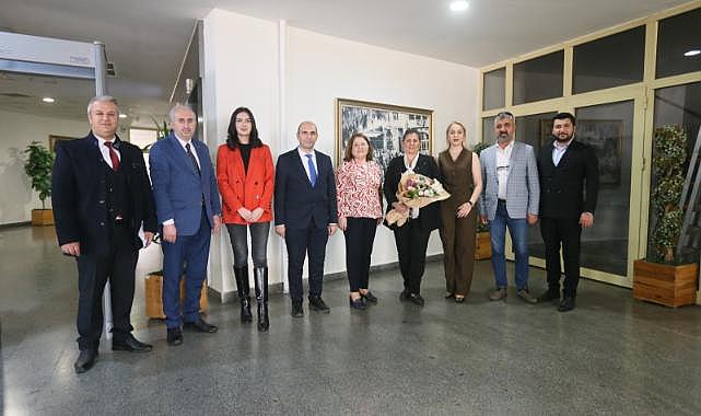 Ege Bölgesi Sivas ve Erzincan Dernekleri Federasyonu'ndan Başkan Çerçioğlu'na nezaket ziyareti