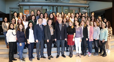 Ege İhracatçı Birlikleri yeni nesil kadın liderler yetiştiriyor