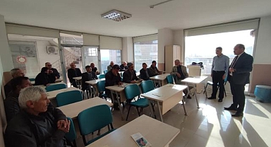 Gördesli arıcılar bahara hazırlık eğitimi