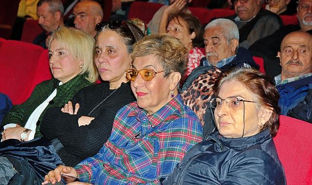 İzmir'de mahalle afet gönüllüleri eğitimleri başladı