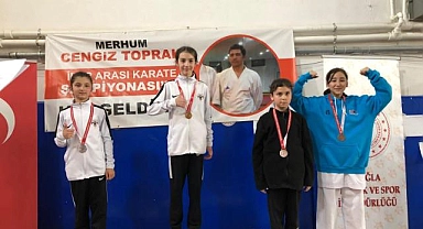 Karatecilerimiz, Muğla'da 18 Madalya Kazandı