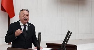 Tacettin Bayır: ''OSB kanunundaki değişiklikle köylünün atadan kalma topraklarına el koymak istiyorlar''