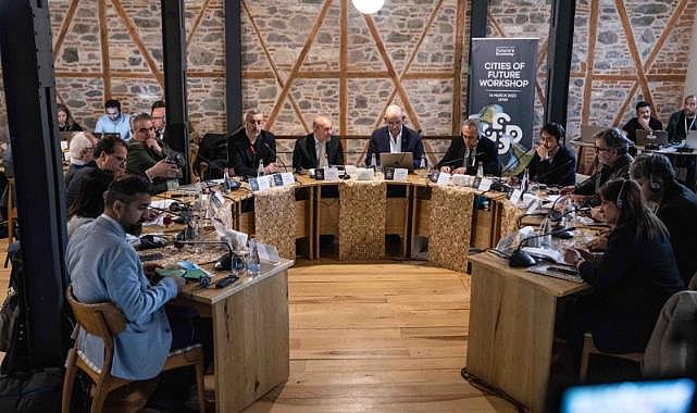 Uzmanlar "Geleceğin Şehirleri" çalıştayı için İzmir'de buluştu