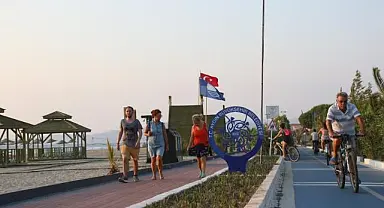 Aydın Büyükşehir Belediyesi Sahilleri Pırıl Pırıl Yapıyor