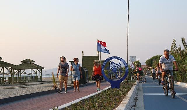 Aydın Büyükşehir Belediyesi Sahilleri Pırıl Pırıl Yapıyor