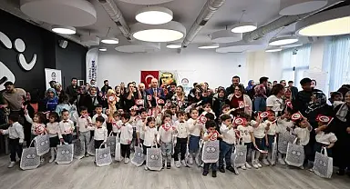 Başkan Zolan miniklerin bayram coşkusunu paylaştı