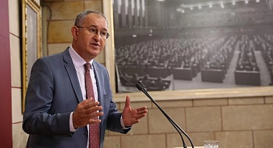 CHP'li Sertel: PTT küçülüyor, küçük ortak zenginleşiyor