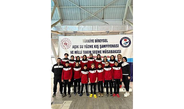 Denizli Büyükşehir yüzme takımı başarılarına bir yenisini daha ekledi