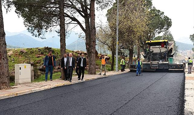 Denizli'nin Sıcak Asfalt Seferberliği Sürüyor
