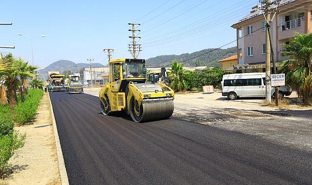 Muğla, Ortaca’da Yol Bakım Çalışmalarını Sürdürüyor