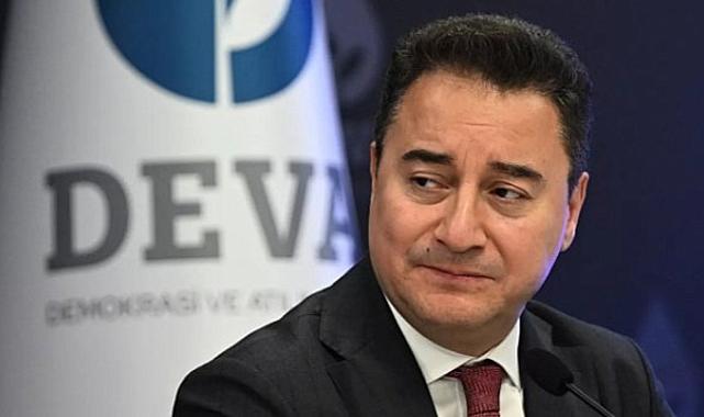 Ali Babacan'dan AK Partililere Tarihi Çağrı