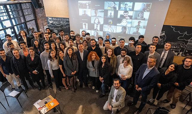 Ali Babacan Gençlerin Sorularını Yanıtladı