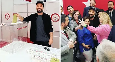 Almanya'da yaşayan Tarkan, oyunu kullandı
