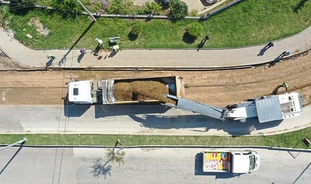 Aydın Büyükşehir Belediyesi yolları yeniliyor