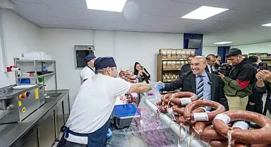 Başkan Soyer: Halkın Kasabı’yla İzmirlinin cebine 15 milyonluk katkı