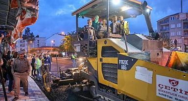 Başkan Zolan’dan Bozkurt’ta gece asfalt mesaisi
