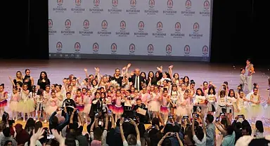Bizim çocukların bale ve zumba kids gösterisi büyüledi