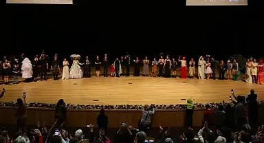 Büyükşehir’den muhteşem cam giysi defilesi