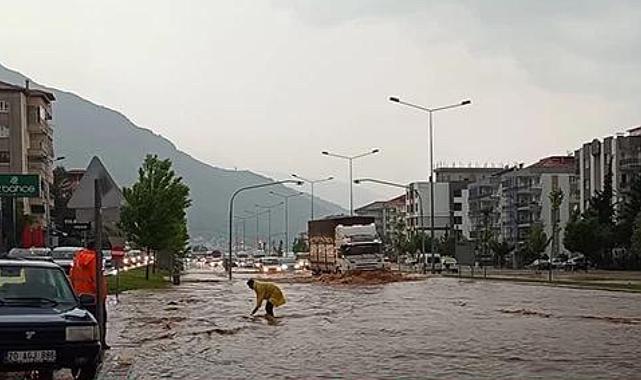 Denizli için kuvvetli sağanak yağış uyarısı devam ediyor!
