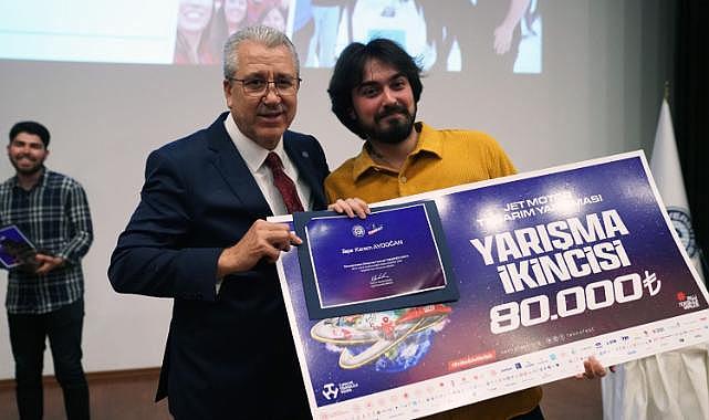 EÜ’de başarılı akademisyen ve öğrenciler ödüllendirildi