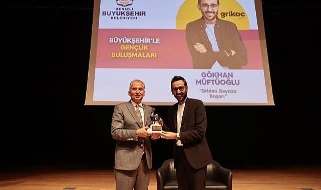 Gençlik Buluşmaları’nda Gri Koç rüzgarı