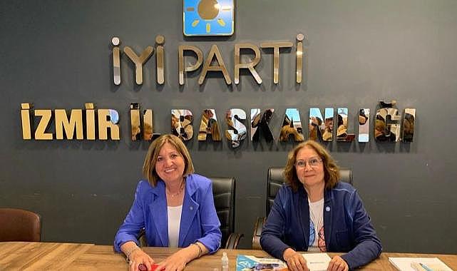 İYİ Parti İzmir İl Kadın Politikaları Başkanlığı ve İYİ Parti İzmir Kadın Kolları Başkanlığı: ''Kadınların şafağına biz hazırız.''