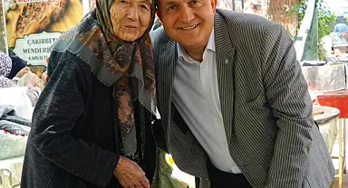 Menderes'in memleketinde İYİ Partili Karakaş'a sevgi seli