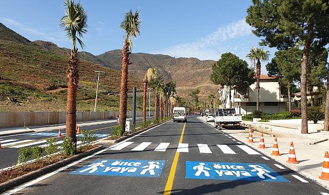 Muğla Büyükşehir Ekipleri’nden Yollarda 8 bin 453 Km Çizgi Çalışması