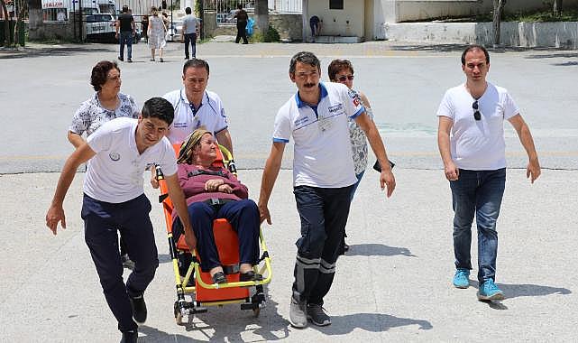 Muğla Seçimde Hasta ve Engelli Nakil Araçları ile Görev Başında