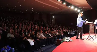 Nazilli'de sanatseverler salona sığmadı