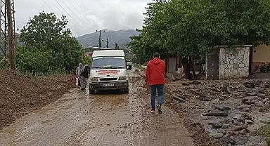 Nazilli'yi sel vurdu