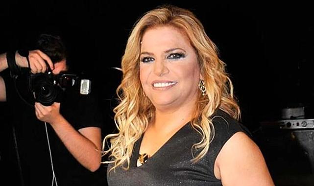 Sahnede yere düşen Kibariye'nin menajerinden açıklama: Ciddi bir sağlık durumu bulunmamaktadır