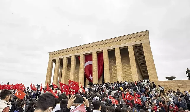 Siyasilerden 19 Mayıs mesajları