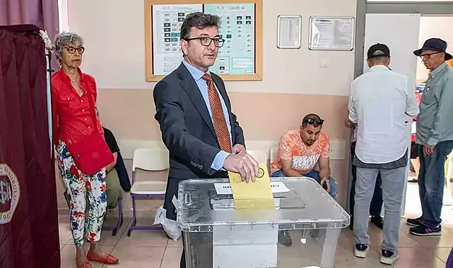 Yüksel Taşkın oyunu Atatürk Lisesi'nde kullandı