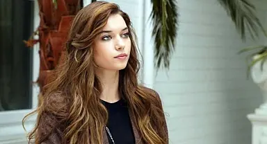 Afra Saraçoğlu'na büyük şok: Uçağa alınmadı
