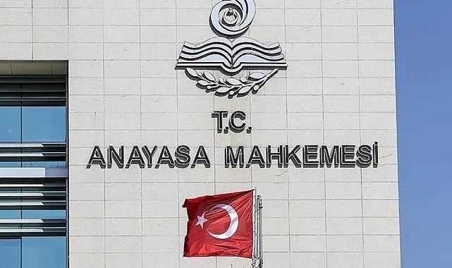 AYM'den gazeteciler için kıdem tazminatı kararı