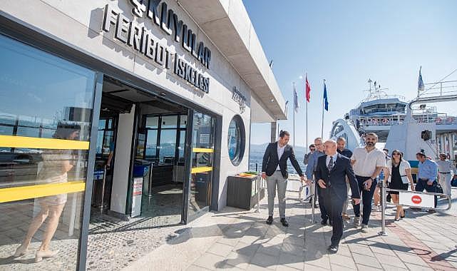 Başkan Soyer yenilenen Üçkuyular Feribot İskelesi'ni inceledi