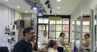 Berber ve kuaförlerde bayram yoğunluğu